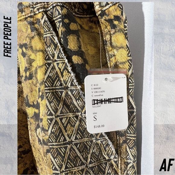 FREE PEOPLE UTILITY CARGO JEANS YELLOW BLACK FLORAL PRINTS NWT SMALL - Picture 3 of 3